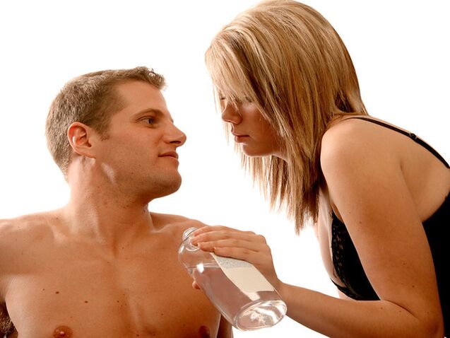 Жаттығу кезінде жыныс мүшесін үлкейту үшін массаж майын қолдану керек.